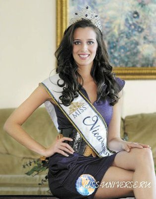 Adriana Dorn  Miss Nicaragua 2011