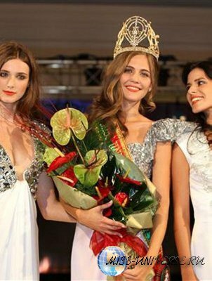Laura Goncalves Miss Portugal 2011