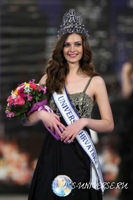 Elizabeta Burg  Miss Croatia 2012