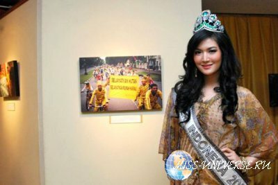 Maria Selena  Miss Indonesia 2012